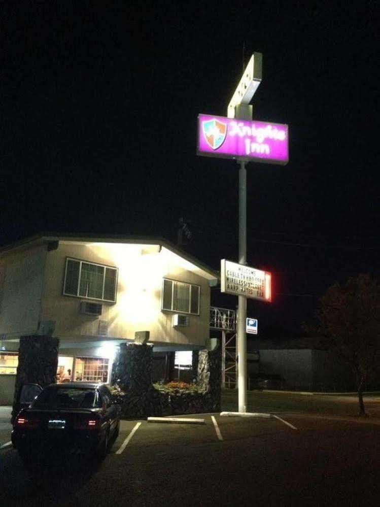 Knights Inn Motel Grants Pass Exterior photo